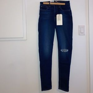 Levi’s 721 High Rise Skinny Jeans
